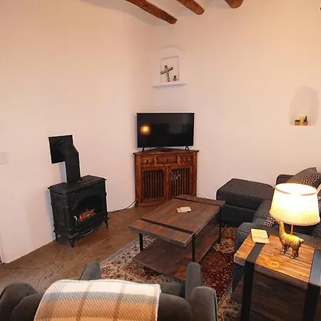 Closson Casita - Patio & Fire Pit - Near Plaza - 1br Santa Fe